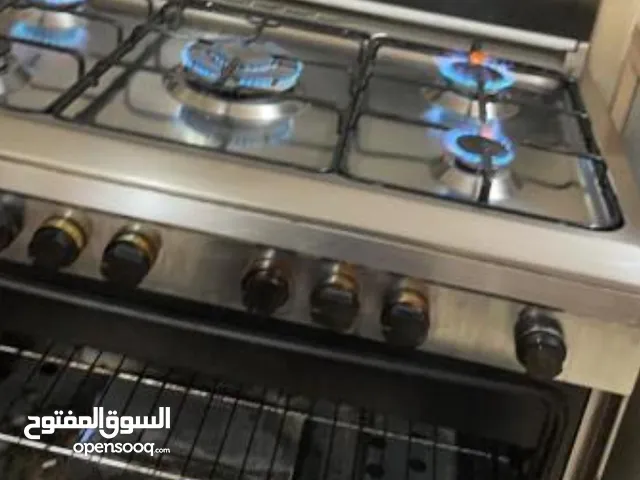للبيع فرن او طباخ جليم جاز شغال جميع العيون والشوايه شغاله فوق وتحت