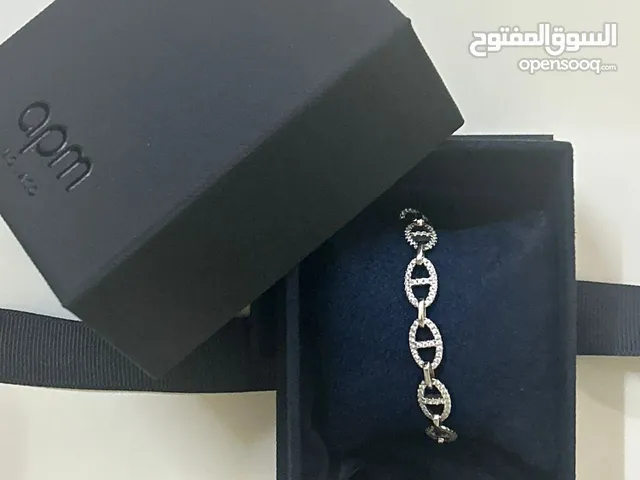 اسوارة يد من APM في أحسن شكل و جودة و استعملته مرتين إلى ثلاث مرات APM Bracelet-Pre -owned ,