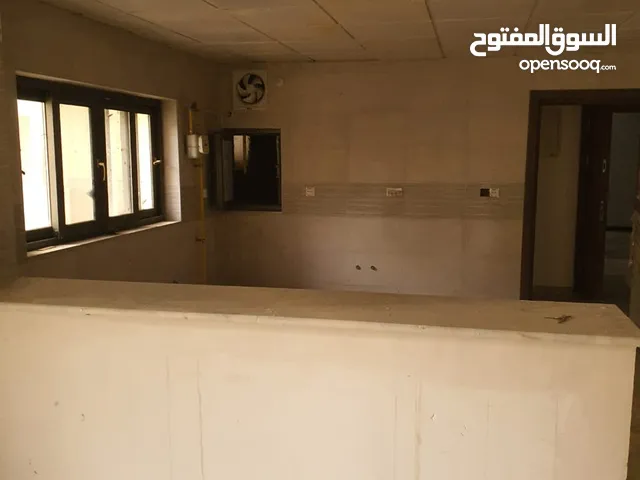 150 m2 3 Bedrooms Apartments for Sale in Baghdad Zayona
