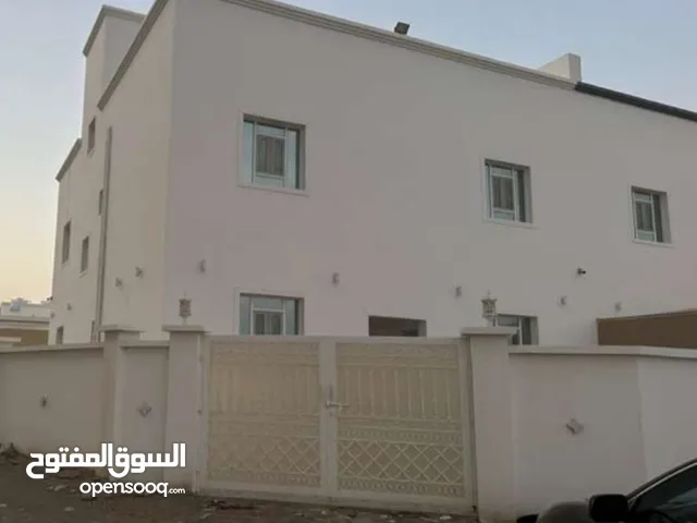 327 m2 5 Bedrooms Villa for Sale in Al Batinah Barka