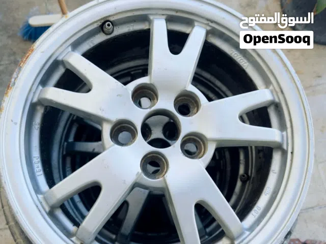 جنطات بريوس 2015 مع حساساتهم