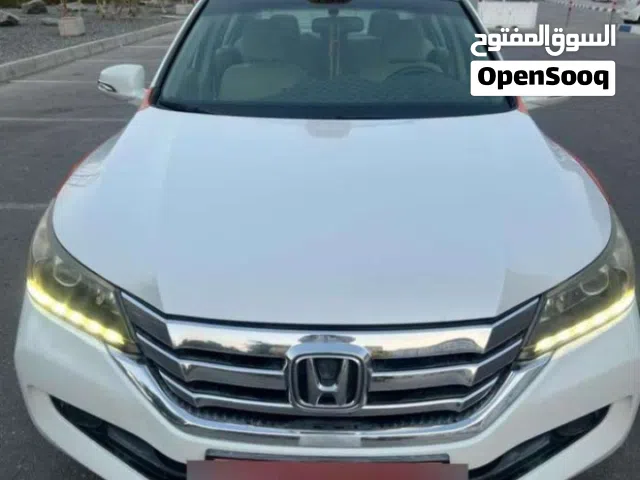 هوندا اكورد 2015