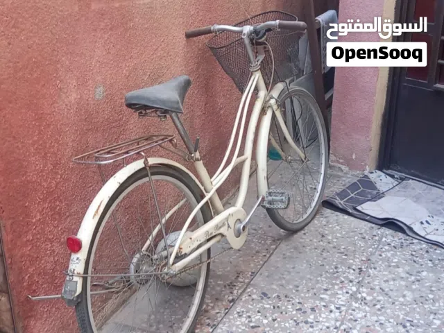 دراجة هوائية مستعملة  حجم 24