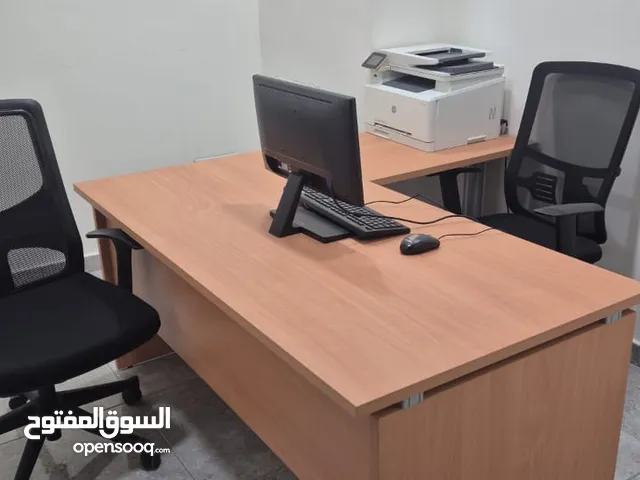 أثاث مكتبي