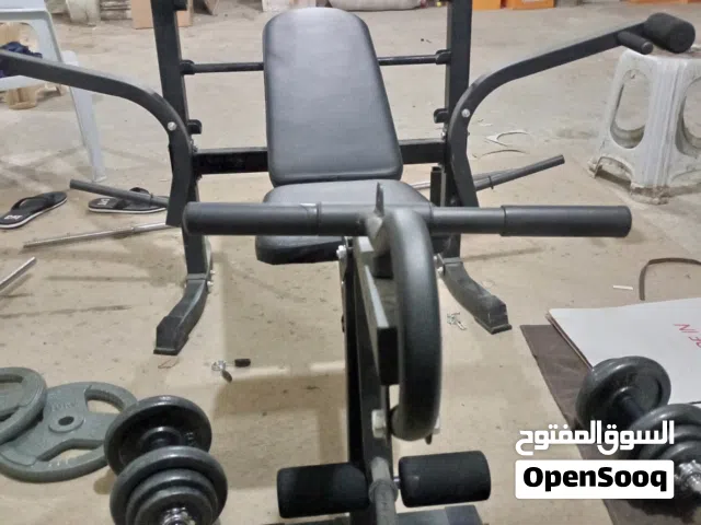 جهاز متعدد التمارين