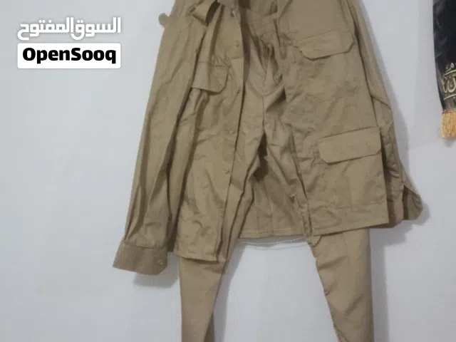 بدلة عسكرية جديده.   غير مستعمله.