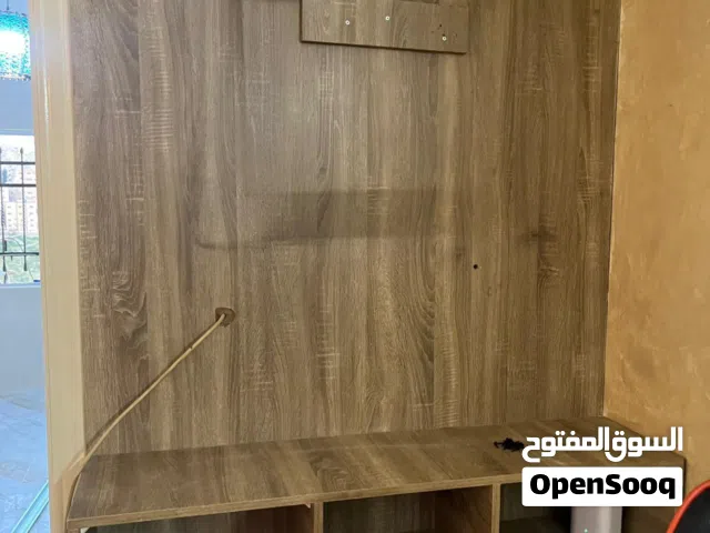 ديكور تلفزيون خشب مع سرير اطفال مع ثريه أطفال وثرية مجلس