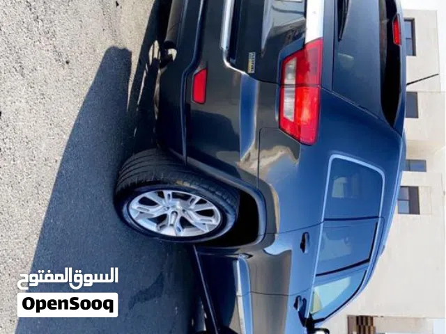 2011 جيب جراند شيروكى Laredo