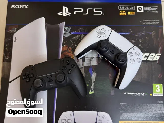 PlayStation 5 Digital Edition – Like New (2 Controllers)