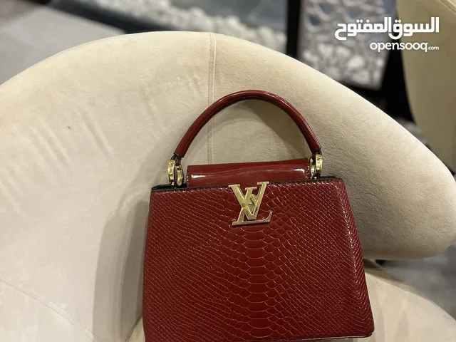 حقائب نسائيه ماستر كوالتي بااسعار مناسبه