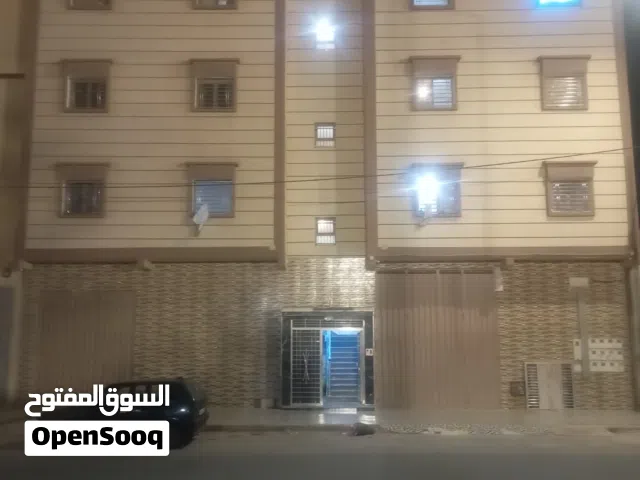 عمارة في العيون