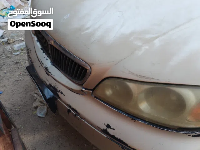 2001 نيسان مكسيما SV