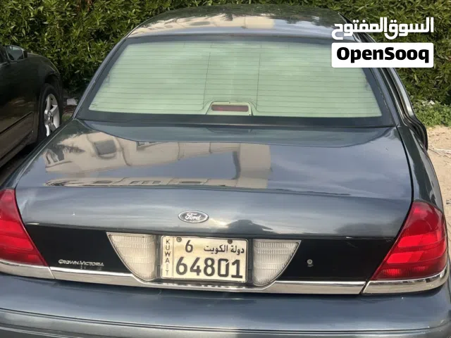 Used Ford Crown Victoria in Al Ahmadi