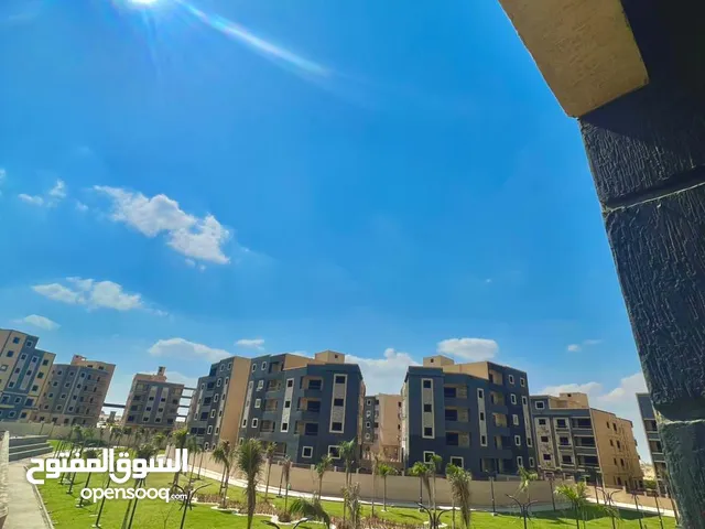 140 m2 3 Bedrooms Apartments for Sale in Cairo Fifth Settlement