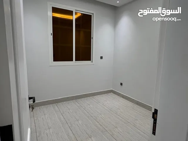 108 m2 3 Bedrooms Apartments for Rent in Al Riyadh Al Malqa