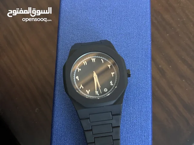 ساعة للبيع