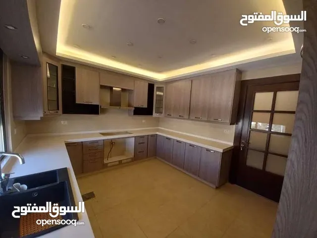 200 m2 3 Bedrooms Apartments for Rent in Amman Deir Ghbar