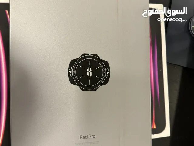 Apple iPad pro 4 256 GB in Al Ahmadi