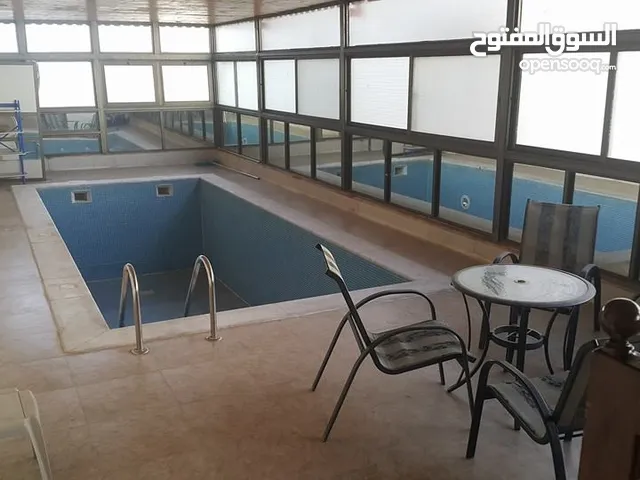350 m2 4 Bedrooms Villa for Rent in Amman Deir Ghbar