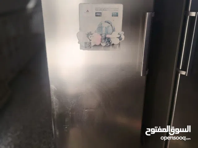 ثلاجة ومجمده للبيع ياباني