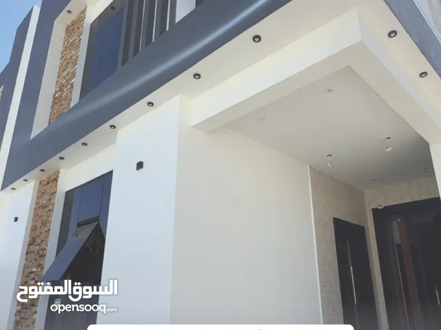 329m2 5 Bedrooms Villa for Sale in Muscat Al Maabilah