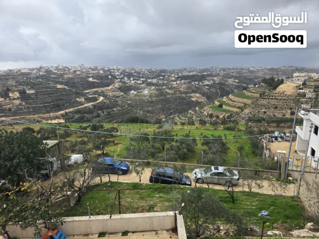 Mixed Use Land for Sale in Hebron Issa