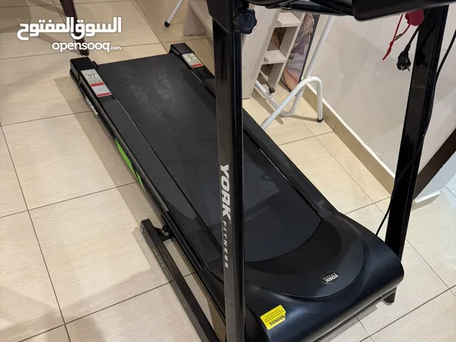 جهاز المشي مستعمل تريدمل