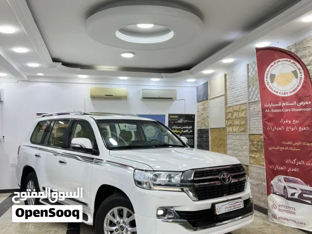 Used Toyota Land Cruiser in Muscat