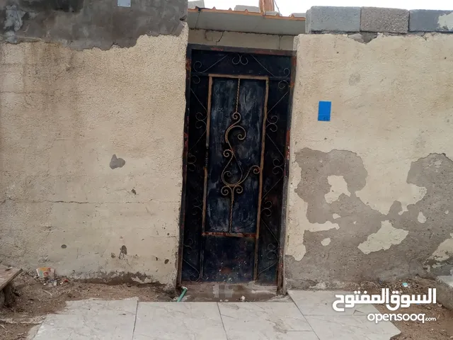 80 m2 2 Bedrooms Townhouse for Sale in Basra Qibla