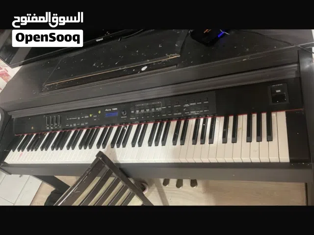 للبيع بيانو بحاله جيده