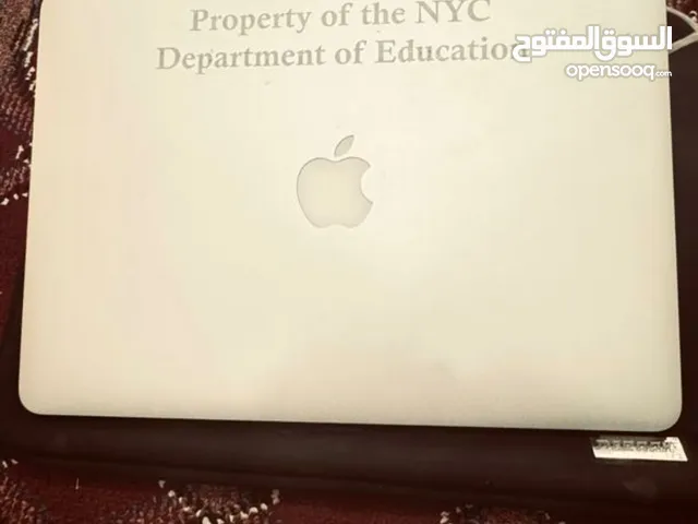 كمبيوتر ابل ماك بوك