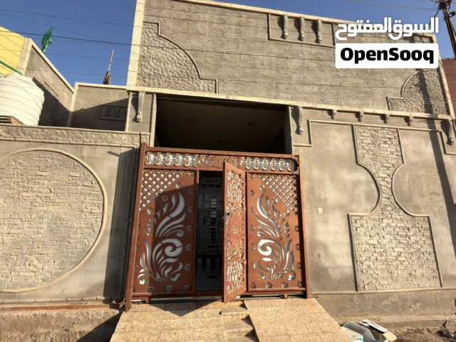 160 m2 4 Bedrooms Townhouse for Sale in Basra Al-Jazzera