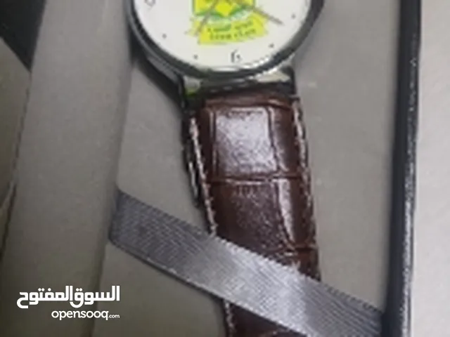 ساعة للبيع بشعار نادي السيب العماني