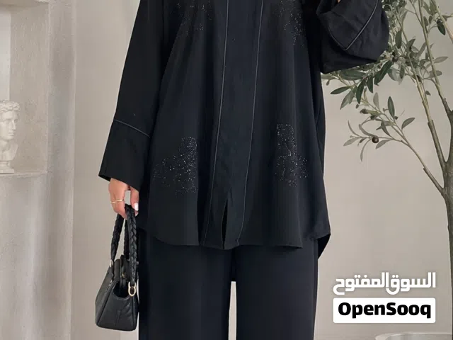 ملابس نسائية