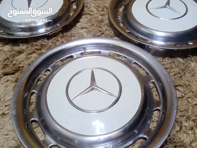 اربع طاسات مرسيدس مستعمل نضيف بحالة ممتازة والسعر مغري جدا الله يبارك  لصاحب النصيب .