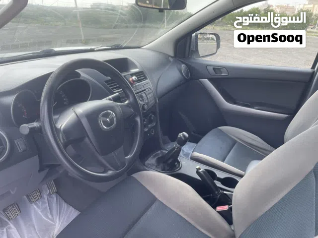 2016 مازدا 2 Grand Touring