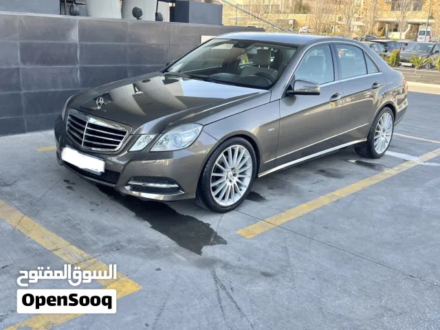 2011 Mercedes Benz E-Class E 200