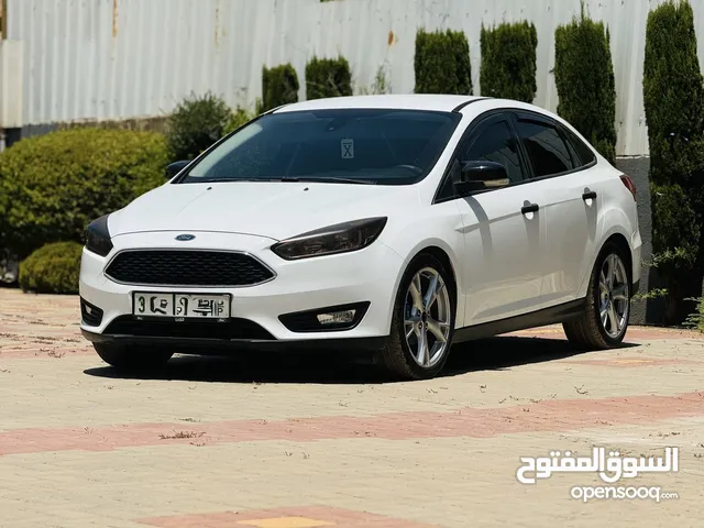 فورد فوكس سيدان