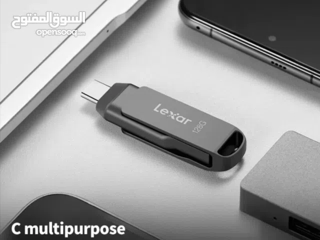 فلاش USB ماركه Lexar