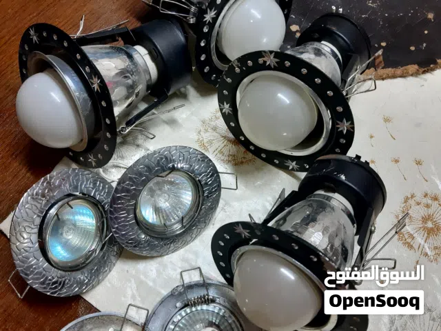 اضويه لسقف الغرف مستخدم شبه جديد نوعيه اصليه