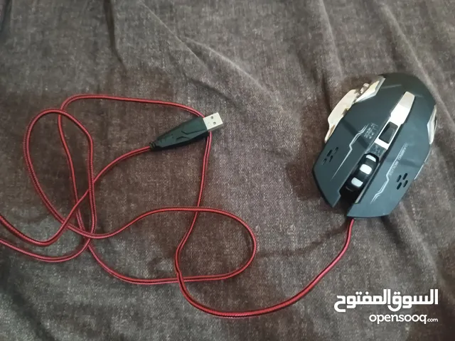 كيبورد وموس يشتغلوا على التليفون مع القطعه ومع ماوس باد