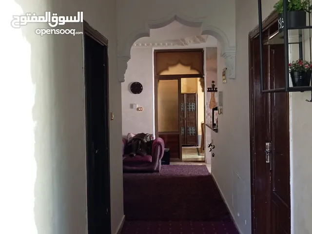 165 m2 3 Bedrooms Apartments for Sale in Salt Ein Al-Basha