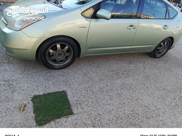 Used Toyota Prius in Amman