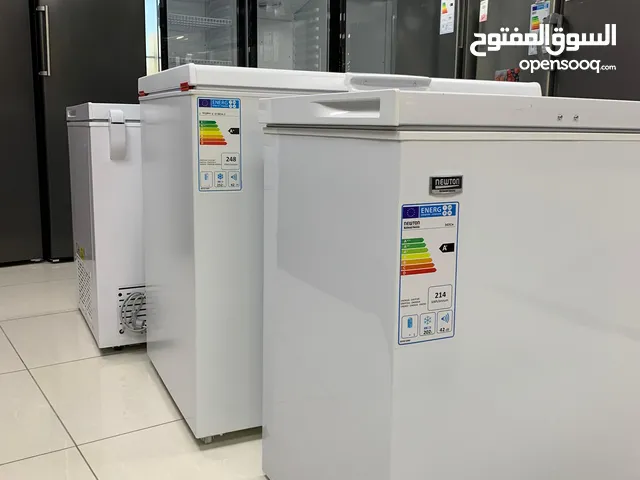 فريزارات بطح ابتداء من 155لون ابيض انفيرتير A+ بأفضل سعر بالمملكه من نيوتن ستورز للاجهزه الكهربائيه