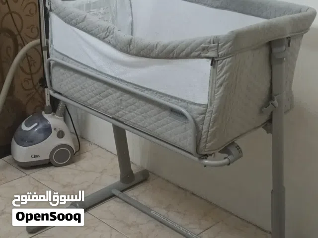 سرير اطفال اخو الجديد مع موسيقى