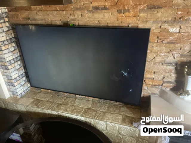 شاشة LG نانو مع ريموتها الاصلي  مكسورة