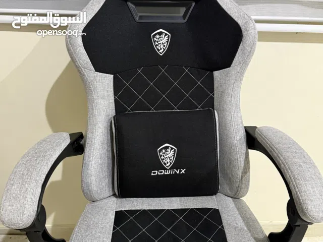 كرسي قيمنق جديييد ونظيف