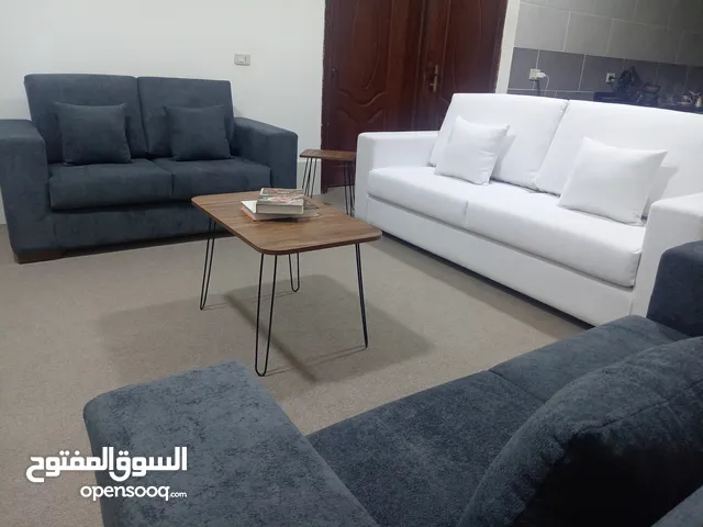طقم كنب امريكي فاخرااا تفصيل استعمال شهر عرسان للبيع بسعر مغري
