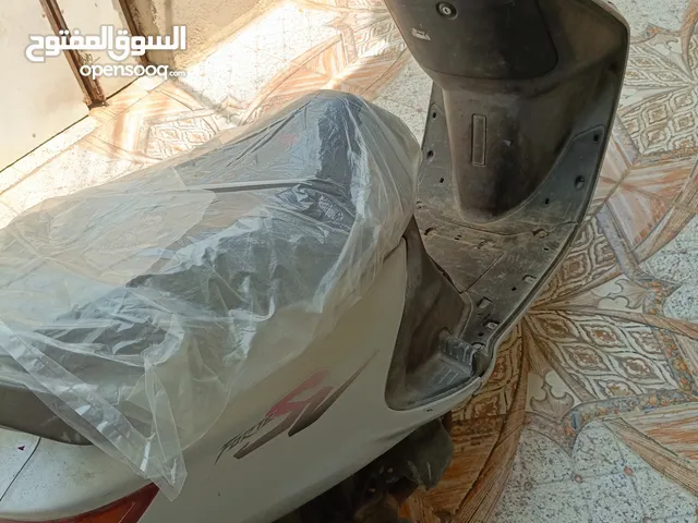 درجه نارية فراشة للبيع مستعمله قليلاً غير مفتوحه