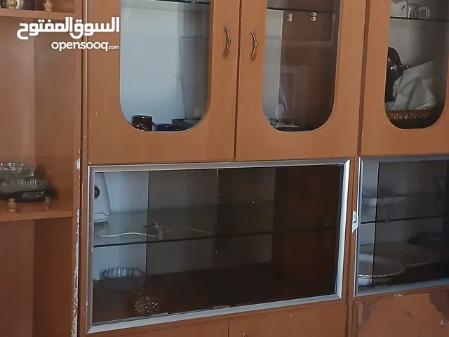 فترينه خشب تفصيل للبيع 3 قطع